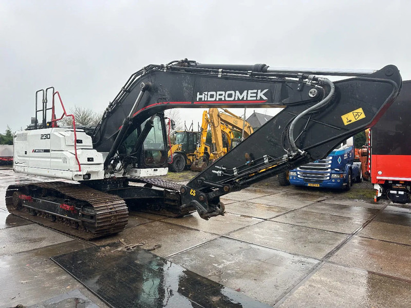 Hidromek HMK 230LC-4 CE, 700 MM PADS, CV, PIPED AUX PIPING,QH, AUTO LUBE, AC REVERSE CAMERA - Pelle sur chenille: photos 2 Hidromek HMK 230LC-4 CE, 700 MM PADS, CV, PIPED AUX PIPING,QH, AUTO LUBE, AC REVERSE CAMERA - Pelle sur chenille: photos 2