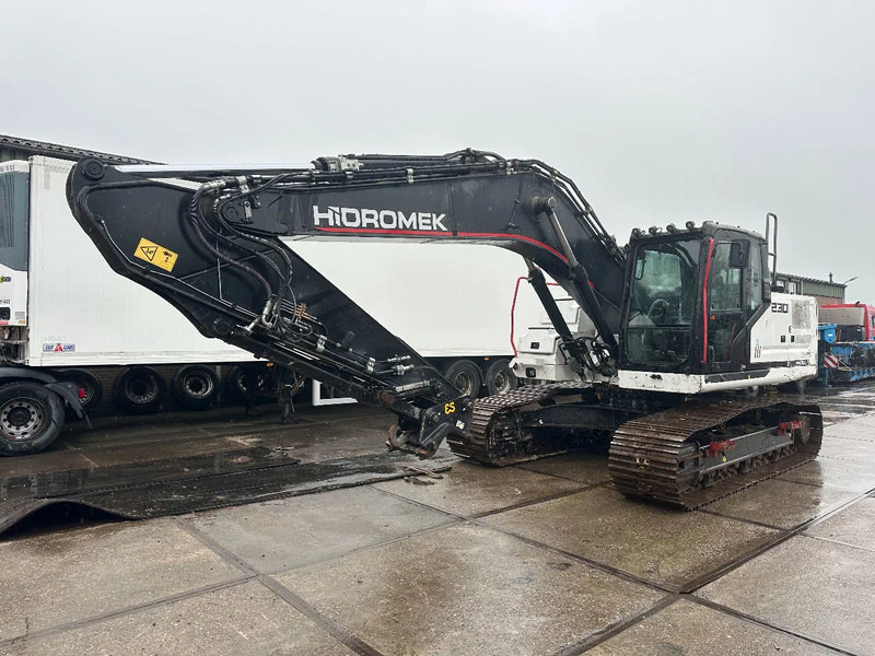 Hidromek HMK 230LC-4 CE, 700 MM PADS, CV, PIPED AUX PIPING,QH, AUTO LUBE, AC REVERSE CAMERA - Pelle sur chenille: photos 3 Hidromek HMK 230LC-4 CE, 700 MM PADS, CV, PIPED AUX PIPING,QH, AUTO LUBE, AC REVERSE CAMERA - Pelle sur chenille: photos 3