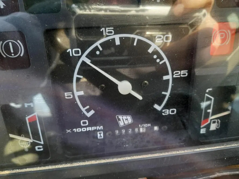 JCB HMV 155T-65 HMV 155T-65 FASTRAC 4X4 - Tracteur agricole: photos 5 JCB HMV 155T-65 HMV 155T-65 FASTRAC 4X4 - Tracteur agricole: photos 5