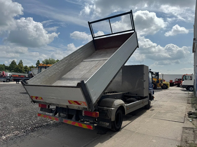 Mercedes-Benz Atego 815 4X2 3 WAY KIPPER FULL STEEL MANUAL GEAR - Camion benne: photos 3 Mercedes-Benz Atego 815 4X2 3 WAY KIPPER FULL STEEL MANUAL GEAR - Camion benne: photos 3