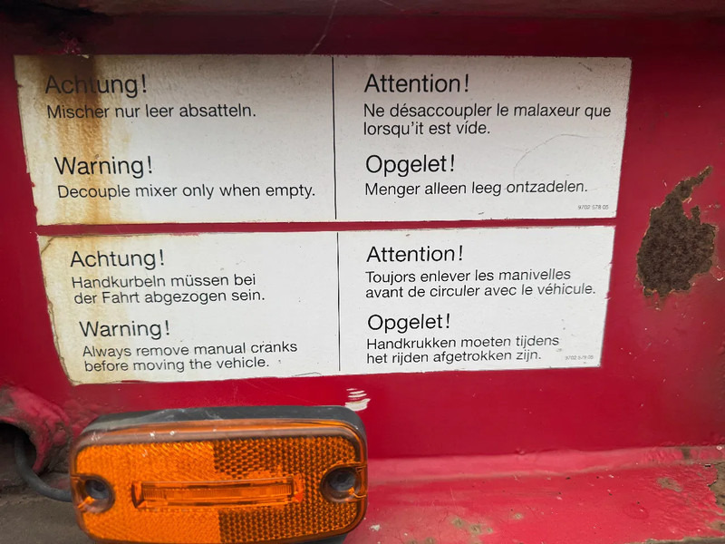 Semi-remorque malaxeur Müller-Mitteltal SF 37,5 BM LIEBHERR MIXER 3X BPW AXLE WATER TANK DEUT MOTOR: photos 17 Semi-remorque malaxeur Müller-Mitteltal SF 37,5 BM LIEBHERR MIXER 3X BPW AXLE WATER TANK DEUT MOTOR: photos 17