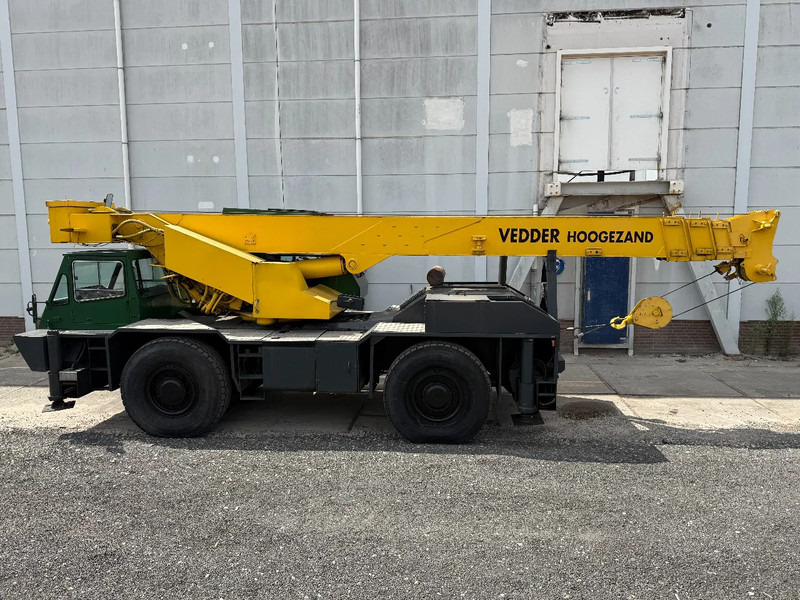 P&H OMEGA S20, 24,4 M - Grue automotrice lente: photos 1 P&H OMEGA S20, 24,4 M - Grue automotrice lente: photos 1