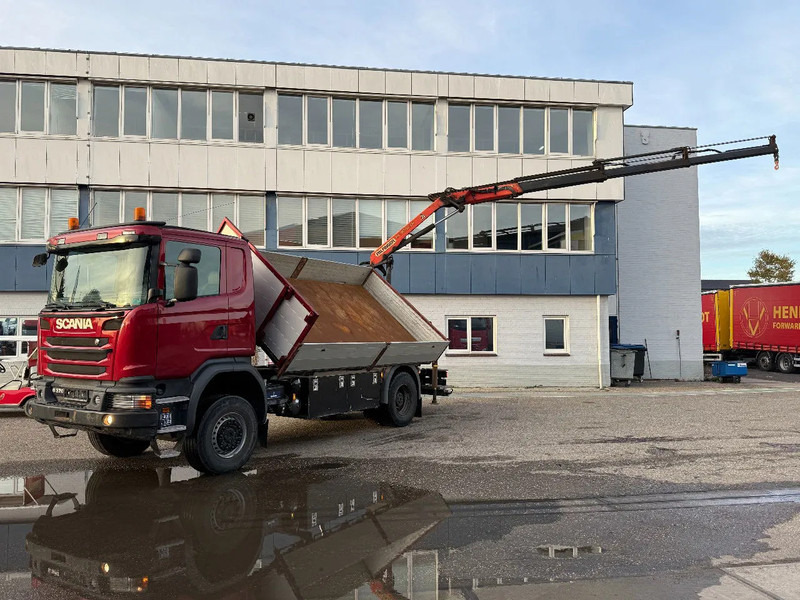 Scania G370 4X4 EURO 6 + 3-SIDE TIPPER + PALFINGER PK9002 + REMOTE - Camion grue: photos 2 Scania G370 4X4 EURO 6 + 3-SIDE TIPPER + PALFINGER PK9002 + REMOTE - Camion grue: photos 2