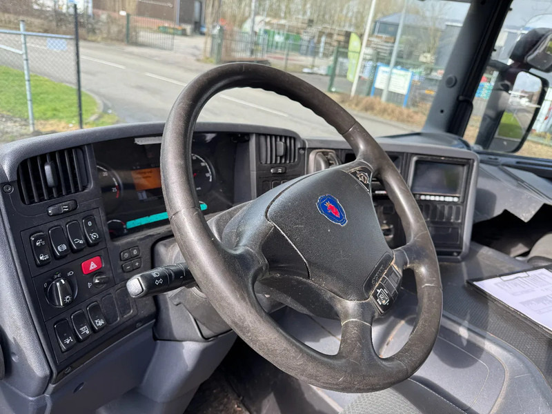 Camion fourgon Scania P230 4X2 - EURO 5 + DHOLLANDIA LIFT: photos 16