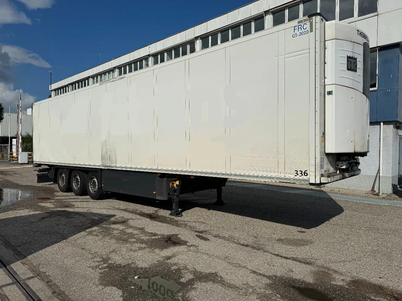 Schmitz Cargobull SCB*S3B THERMO KING SLX 300E TÜV TILL 03-2026 - Semi-remorque frigorifique: photos 3 Schmitz Cargobull SCB*S3B THERMO KING SLX 300E TÜV TILL 03-2026 - Semi-remorque frigorifique: photos 3