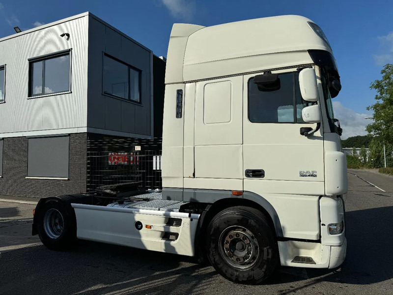 DAF XF 105.460 4X2 EURO 5 HYDRAULIC - Tracteur routier: photos 4 DAF XF 105.460 4X2 EURO 5 HYDRAULIC - Tracteur routier: photos 4