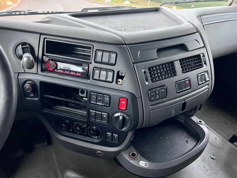 Tracteur routier DAF XF 440 4X2 MEGA 678.649km: photos 10 Tracteur routier DAF XF 440 4X2 MEGA 678.649km: photos 10