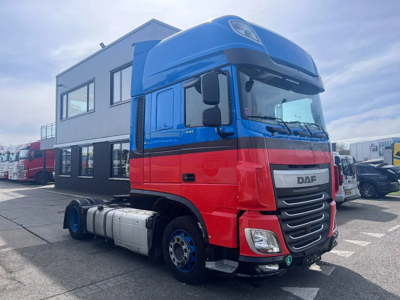 DAF XF 440 SSC 4X2 EURO 6 VOLUME - Tracteur routier: photos 3 DAF XF 440 SSC 4X2 EURO 6 VOLUME - Tracteur routier: photos 3