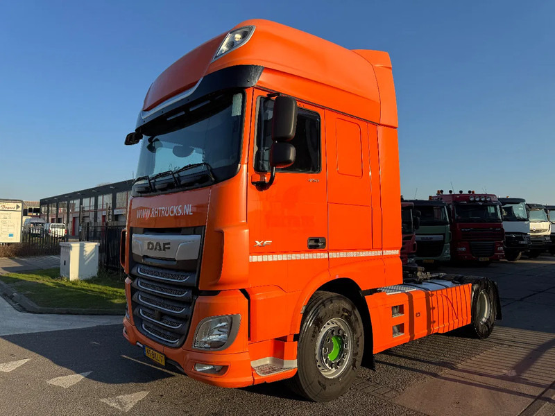 DAF XF 450 4X2 - EURO 6 + FULL SPOILER - Tracteur routier: photos 4 DAF XF 450 4X2 - EURO 6 + FULL SPOILER - Tracteur routier: photos 4
