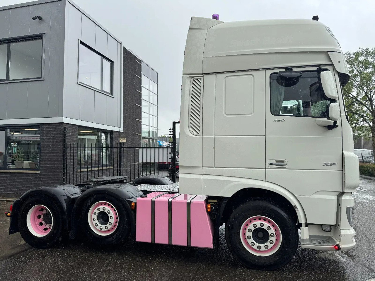 DAF XF 480 6X2 - EURO 6 + LIFT/STEERING AXLE + RETAR - Tracteur routier: photos 4 DAF XF 480 6X2 - EURO 6 + LIFT/STEERING AXLE + RETAR - Tracteur routier: photos 4