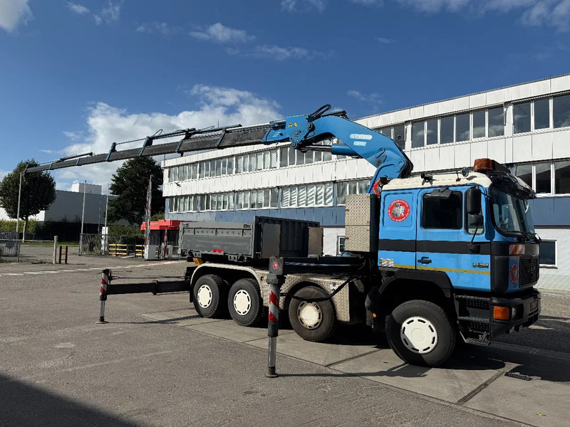 MAN 33.463 33-463 8x4 met 62 effer kraan 6x uitschuifbaar - Tracteur routier: photos 2 MAN 33.463 33-463 8x4 met 62 effer kraan 6x uitschuifbaar - Tracteur routier: photos 2