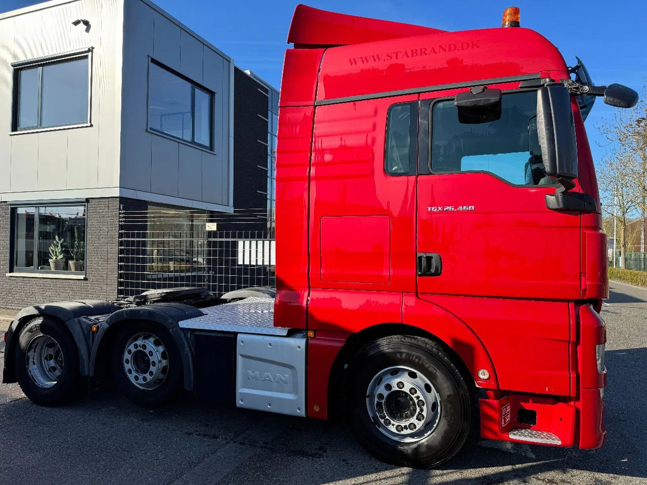 MAN TGX 26.460 6X2 EURO 6 ONLY 554.182 KM - Tracteur routier: photos 4 MAN TGX 26.460 6X2 EURO 6 ONLY 554.182 KM - Tracteur routier: photos 4