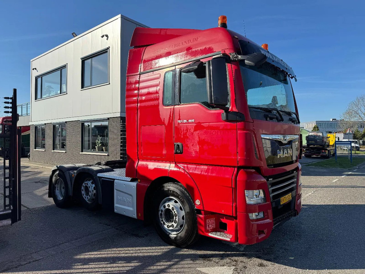 MAN TGX 26.460 6X2 EURO 6 ONLY 554.182 KM - Tracteur routier: photos 3 MAN TGX 26.460 6X2 EURO 6 ONLY 554.182 KM - Tracteur routier: photos 3