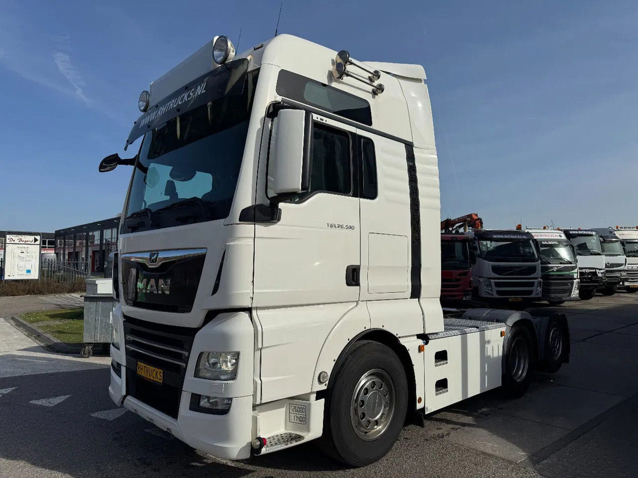 MAN TGX 26.500 6X2 - EURO 6 + LIFTING AXLE - Tracteur routier: photos 3 MAN TGX 26.500 6X2 - EURO 6 + LIFTING AXLE - Tracteur routier: photos 3