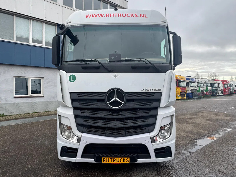 Mercedes-Benz Actros 1842 4X2 EURO 6 MEGA DOUBLE TANK - Tracteur routier: photos 2 Mercedes-Benz Actros 1842 4X2 EURO 6 MEGA DOUBLE TANK - Tracteur routier: photos 2