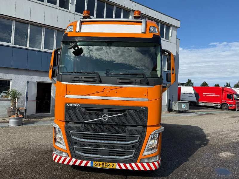 Volvo FH 4 540, 8X4, 703656 KM, INTARDER TUV 25-02-2026 - Tracteur routier: photos 2 Volvo FH 4 540, 8X4, 703656 KM, INTARDER TUV 25-02-2026 - Tracteur routier: photos 2