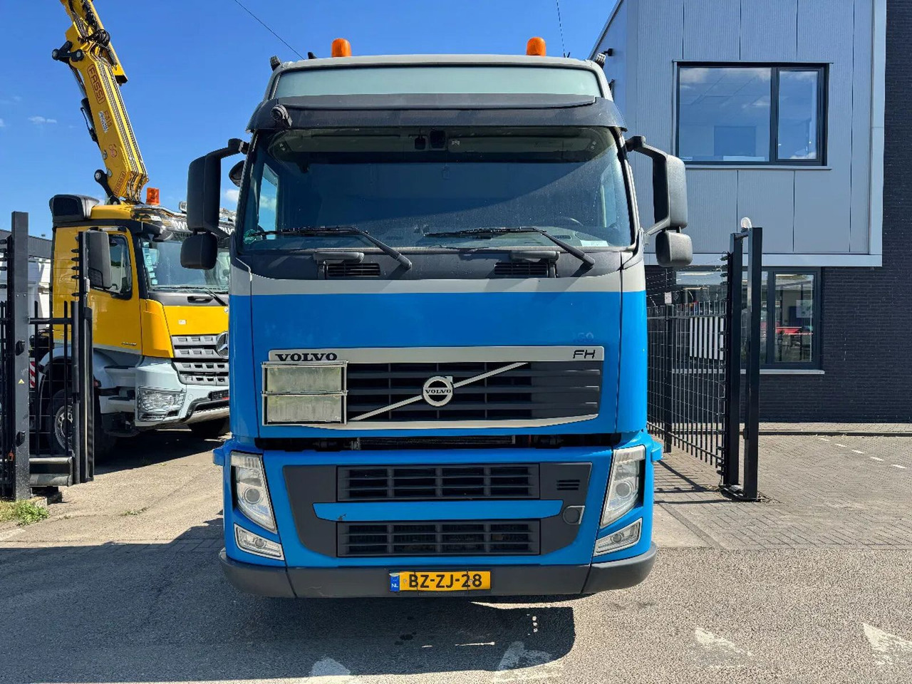 Volvo FH 460 6X2 EURO 5 GARDNER DENVER - Tracteur routier: photos 2 Volvo FH 460 6X2 EURO 5 GARDNER DENVER - Tracteur routier: photos 2