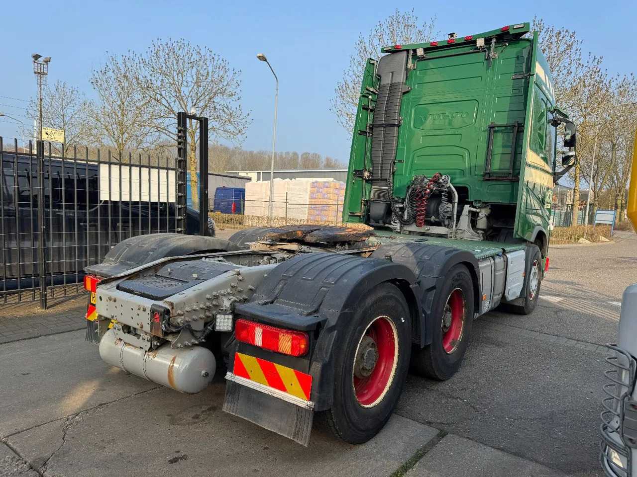 Volvo FH 500 6X4 - EURO 6 + BIG AXLES + KIPPER HYDR. Volvo FH 500 6X4 - EURO 6 + BIG AXLES + KIPPER HYDR. - Tracteur routier: photos 4 Volvo FH 500 6X4 - EURO 6 + BIG AXLES + KIPPER HYDR. Volvo FH 500 6X4 - EURO 6 + BIG AXLES + KIPPER HYDR. - Tracteur routier: photos 4