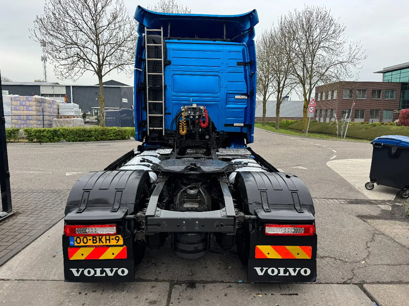 Volvo FM 370 4X2 EURO 6 SKIRTS SPOILERS I-SHIFT - Tracteur routier: photos 5 Volvo FM 370 4X2 EURO 6 SKIRTS SPOILERS I-SHIFT - Tracteur routier: photos 5