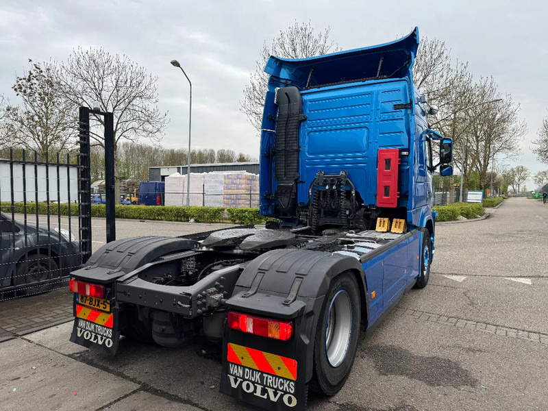 Volvo FM 370 4X2 SPOILERS EURO 6 SKIRTS HOLLAND TRUCK - Tracteur routier: photos 5 Volvo FM 370 4X2 SPOILERS EURO 6 SKIRTS HOLLAND TRUCK - Tracteur routier: photos 5