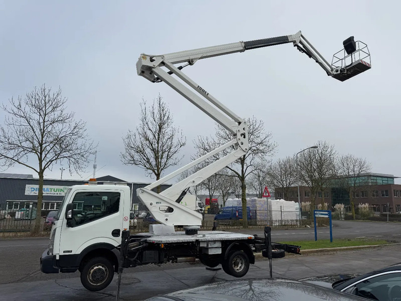 Nissan Cabstar 35.12 + ISOLI 21 METER AERIAL PLATFORM - Véhicule utilitaire: photos 2 Nissan Cabstar 35.12 + ISOLI 21 METER AERIAL PLATFORM - Véhicule utilitaire: photos 2