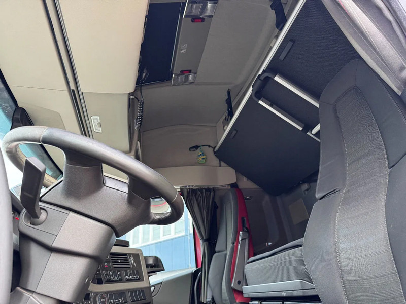 Volvo FH 460 6X2 EURO 6 HMF 1830 + REMOTE CONTROL en leasing occasion Volvo FH 460 6X2 EURO 6 HMF 1830 + REMOTE CONTROL: photos 13