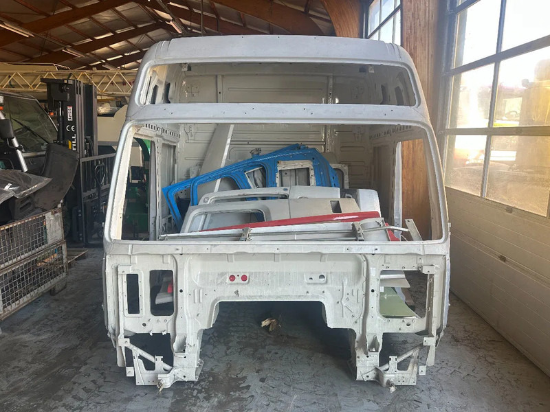 Volvo FH XL - Cabine et intérieur pour Camion: photos 3 Volvo FH XL - Cabine et intérieur pour Camion: photos 3