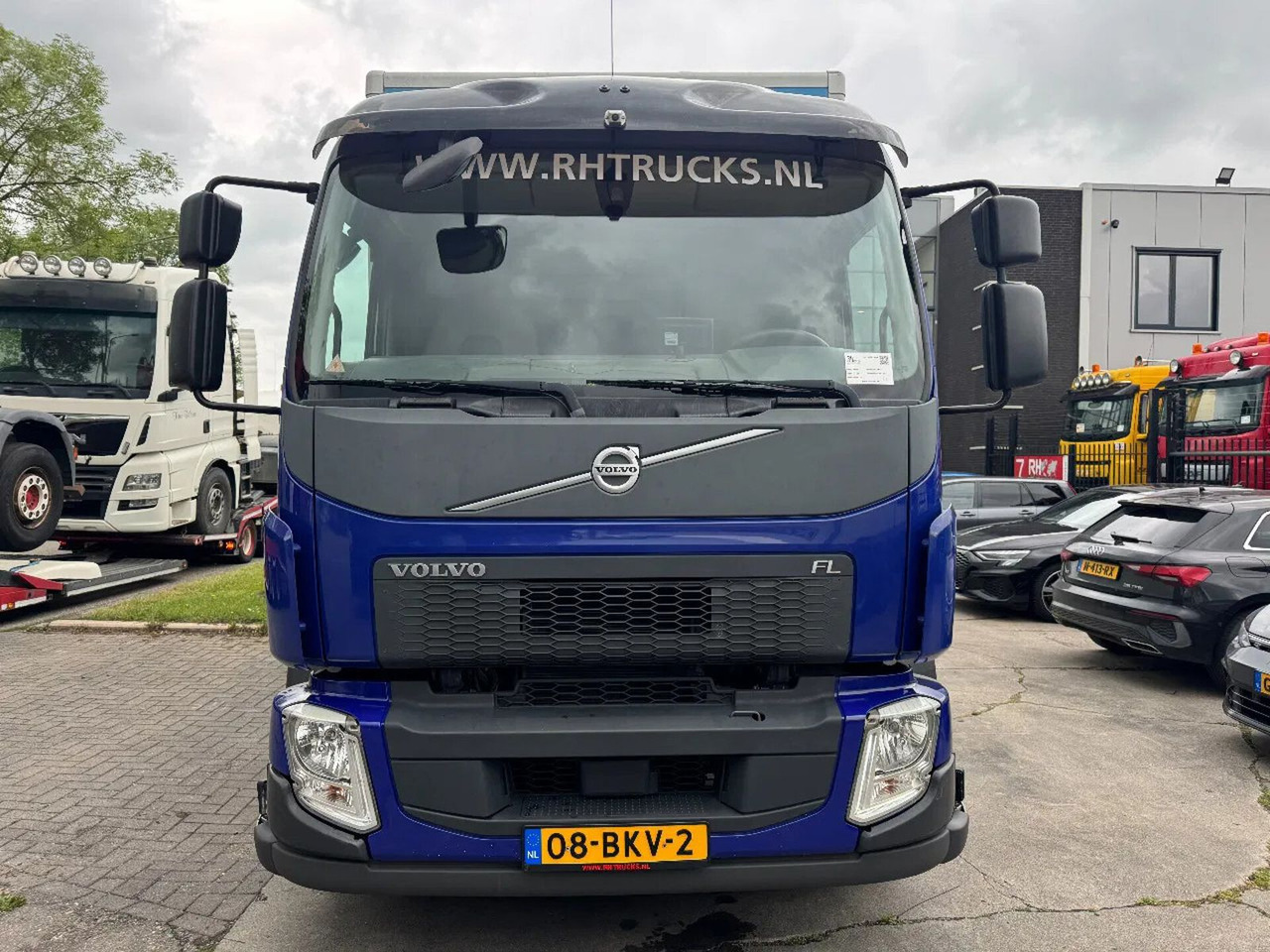 Volvo FL 250 4X2 EURO 6 DHOLLANDIA LIFT + CARGOLOCK TÜ - Camion fourgon: photos 3 Volvo FL 250 4X2 EURO 6 DHOLLANDIA LIFT + CARGOLOCK TÜ - Camion fourgon: photos 3
