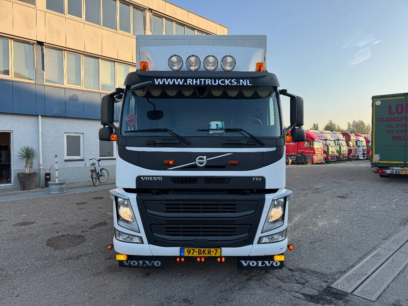 Volvo FM 330 4X2 EURO 6 DHOLLANDIA CLOSED BOX - Camion fourgon: photos 2 Volvo FM 330 4X2 EURO 6 DHOLLANDIA CLOSED BOX - Camion fourgon: photos 2