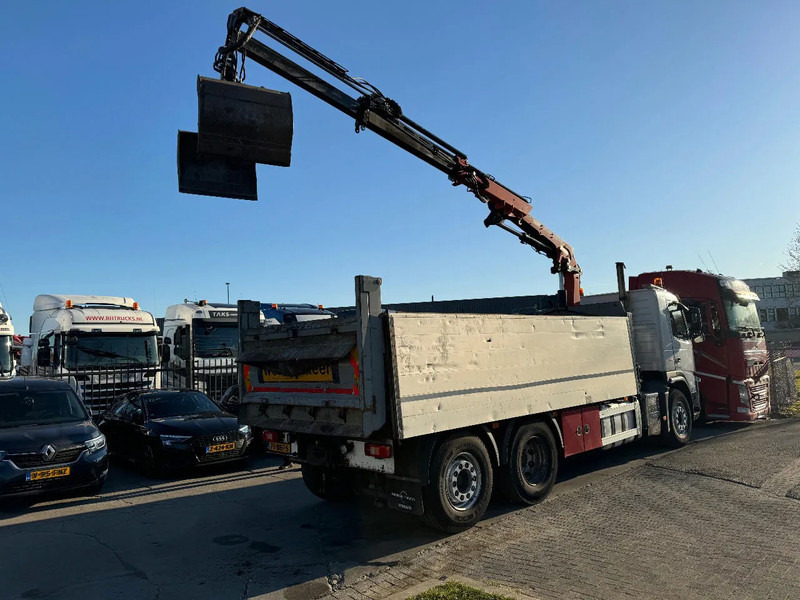 Volvo FM 330 6X2 - EURO 5 + ATLAS 126.3E A2 + REMOTE + LIFT/STEERING AXLE - Camion grue: photos 5 Volvo FM 330 6X2 - EURO 5 + ATLAS 126.3E A2 + REMOTE + LIFT/STEERING AXLE - Camion grue: photos 5