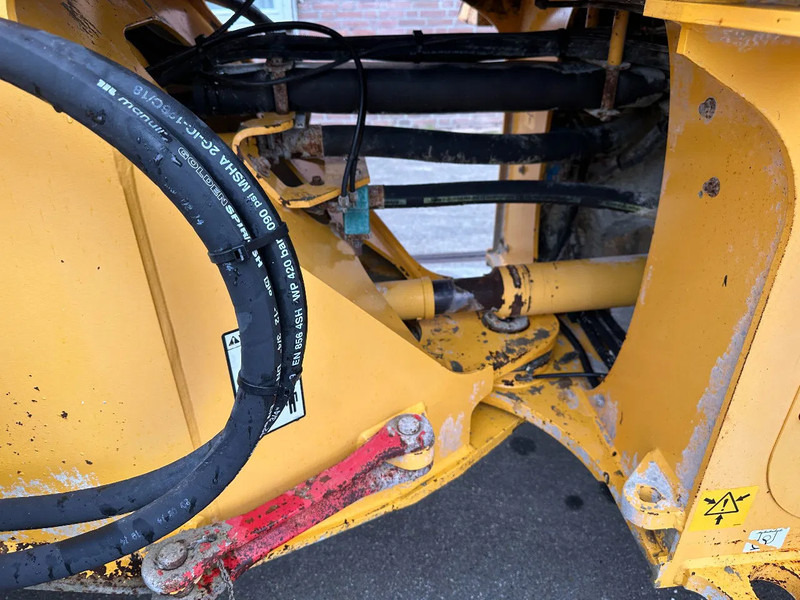 Chargeuse sur pneus Volvo L60E: photos 11