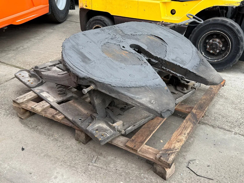 Jost HEFSCHOTEL / LIFTING DISH - Sellette d'attelage pour Camion: photos 3 Jost HEFSCHOTEL / LIFTING DISH - Sellette d'attelage pour Camion: photos 3