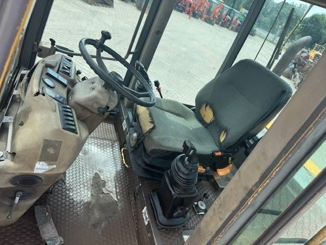 AHLMANN AS 90 - Chargeuse sur pneus: photos 4 AHLMANN AS 90 - Chargeuse sur pneus: photos 4