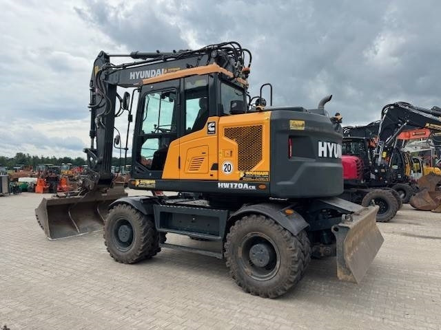 HYUNDAI HW170 ACR - Pelle sur pneus: photos 3 HYUNDAI HW170 ACR - Pelle sur pneus: photos 3