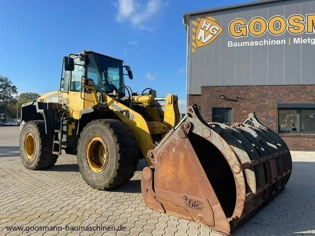 KOMATSU WA320-5 - Chargeuse sur pneus: photos 1 KOMATSU WA320-5 - Chargeuse sur pneus: photos 1