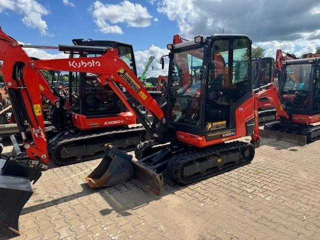 KUBOTA KX027-4 - Mini pelle: photos 1 KUBOTA KX027-4 - Mini pelle: photos 1