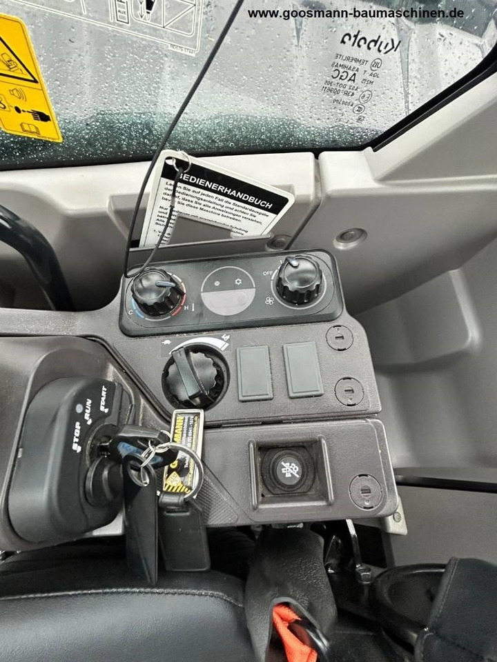 Mini pelle Kubota KX 060-5: photos 9