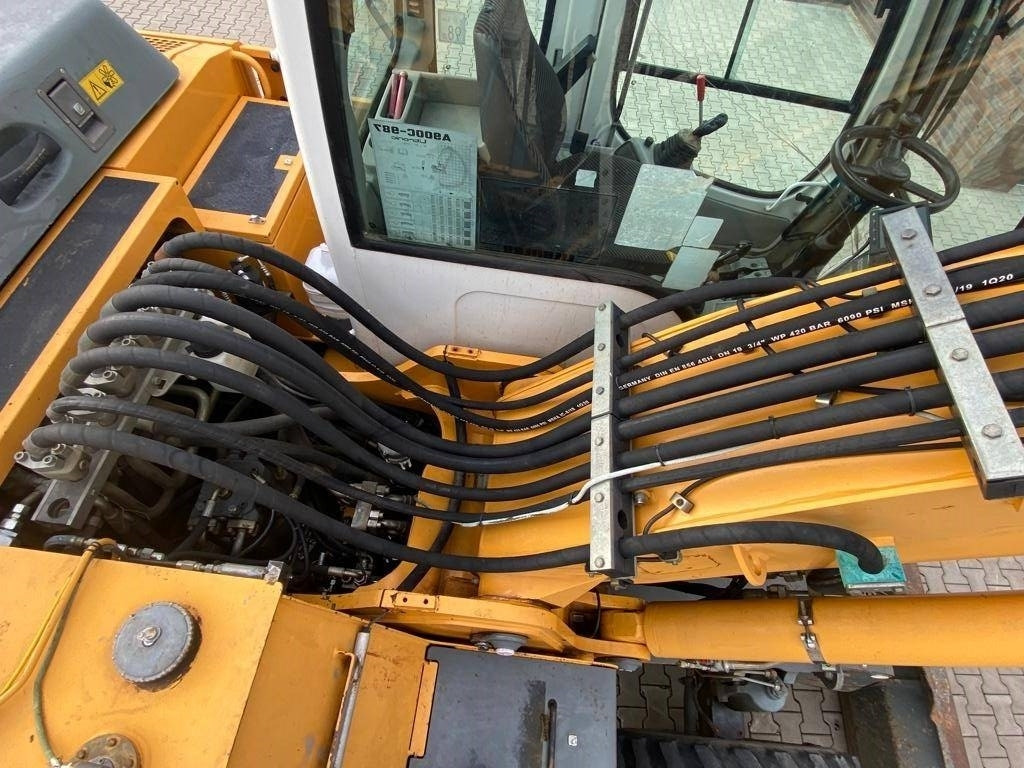 Pelle sur pneus Liebherr A 900 C Litronic: photos 7