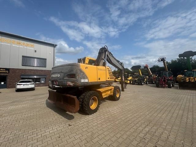 Volvo EW 180 B - Pelle sur pneus: photos 5 Volvo EW 180 B - Pelle sur pneus: photos 5