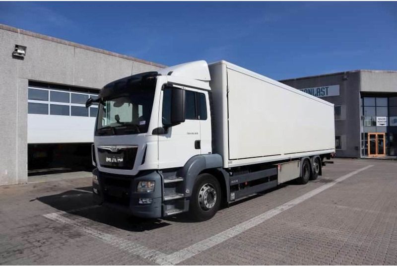 MAN TGS 26.320 EURO 6 - Camion fourgon: photos 1 MAN TGS 26.320 EURO 6 - Camion fourgon: photos 1