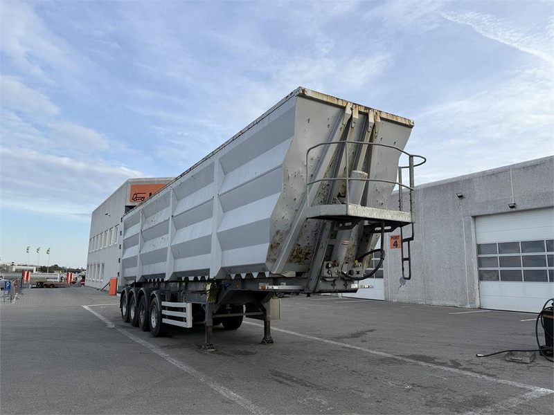 MTDK Tipper / Kipper / Tiptrailer - Semi-remorque benne: photos 1 MTDK Tipper / Kipper / Tiptrailer - Semi-remorque benne: photos 1