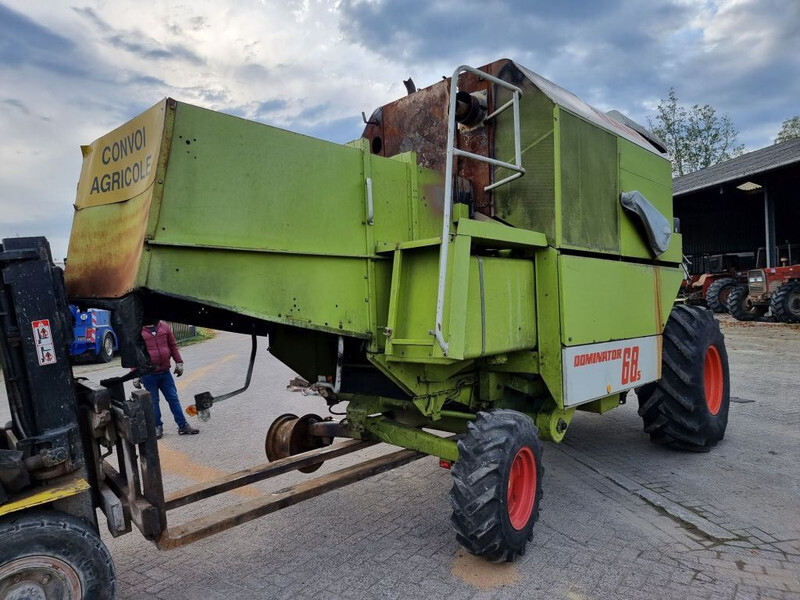Claas 68s - Moissonneuse-batteuse: photos 5 Claas 68s - Moissonneuse-batteuse: photos 5