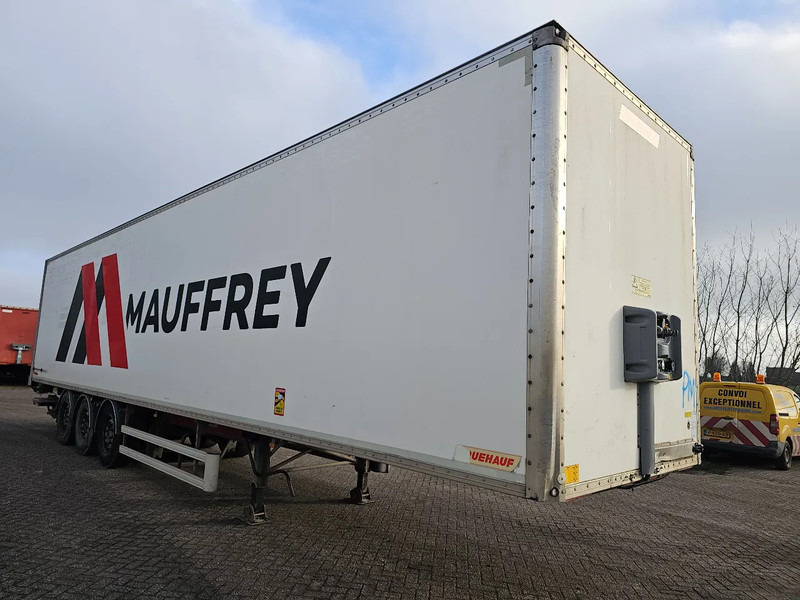 Fruehauf 2000KG DHollandia - Lifting axle - sliding door - Semi-remorque fourgon: photos 3 Fruehauf 2000KG DHollandia - Lifting axle - sliding door - Semi-remorque fourgon: photos 3