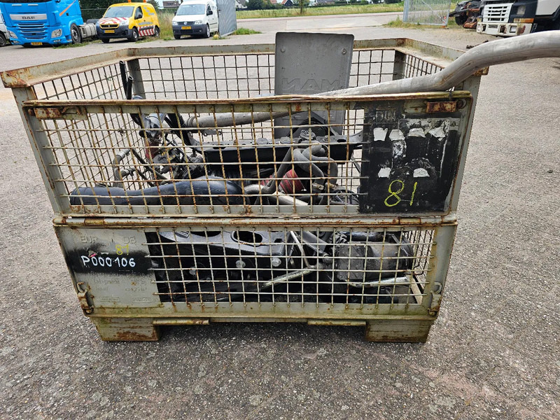 MAN Bak met vrachtwagen onderdelen - Pièces de rechange pour Camion: photos 4 MAN Bak met vrachtwagen onderdelen - Pièces de rechange pour Camion: photos 4