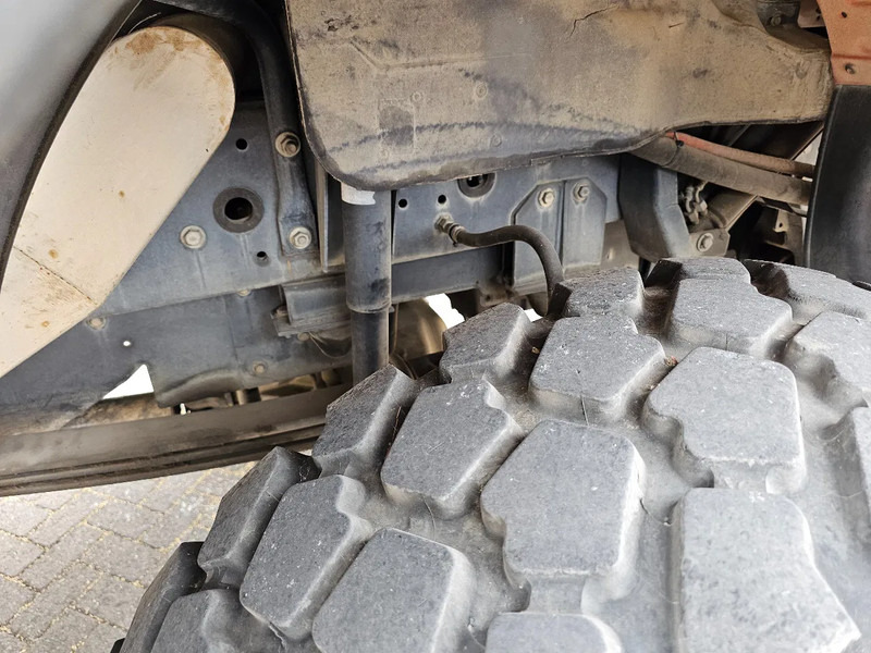 Camion de pompier Renault M210 Arbois 3500L: photos 19 Camion de pompier Renault M210 Arbois 3500L: photos 19