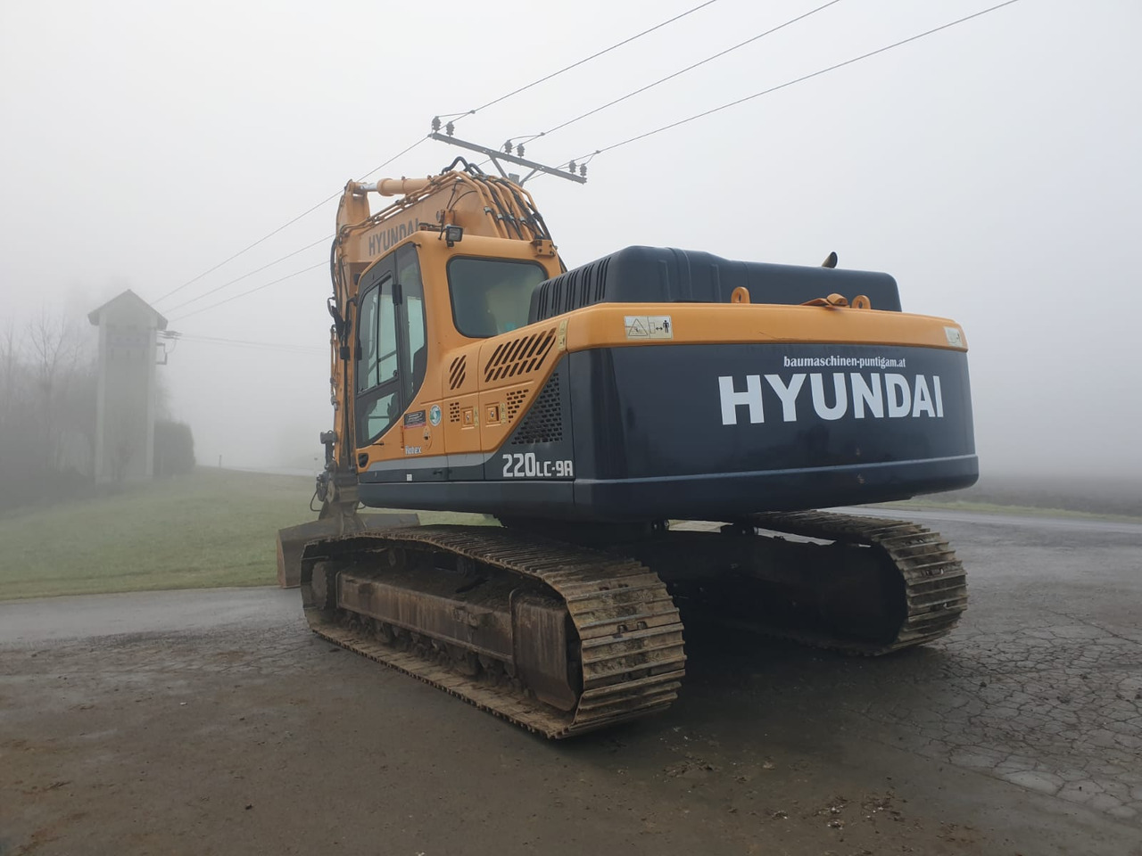 Hyundai R 220 LC-9A - Pelle sur chenille: photos 5 Hyundai R 220 LC-9A - Pelle sur chenille: photos 5