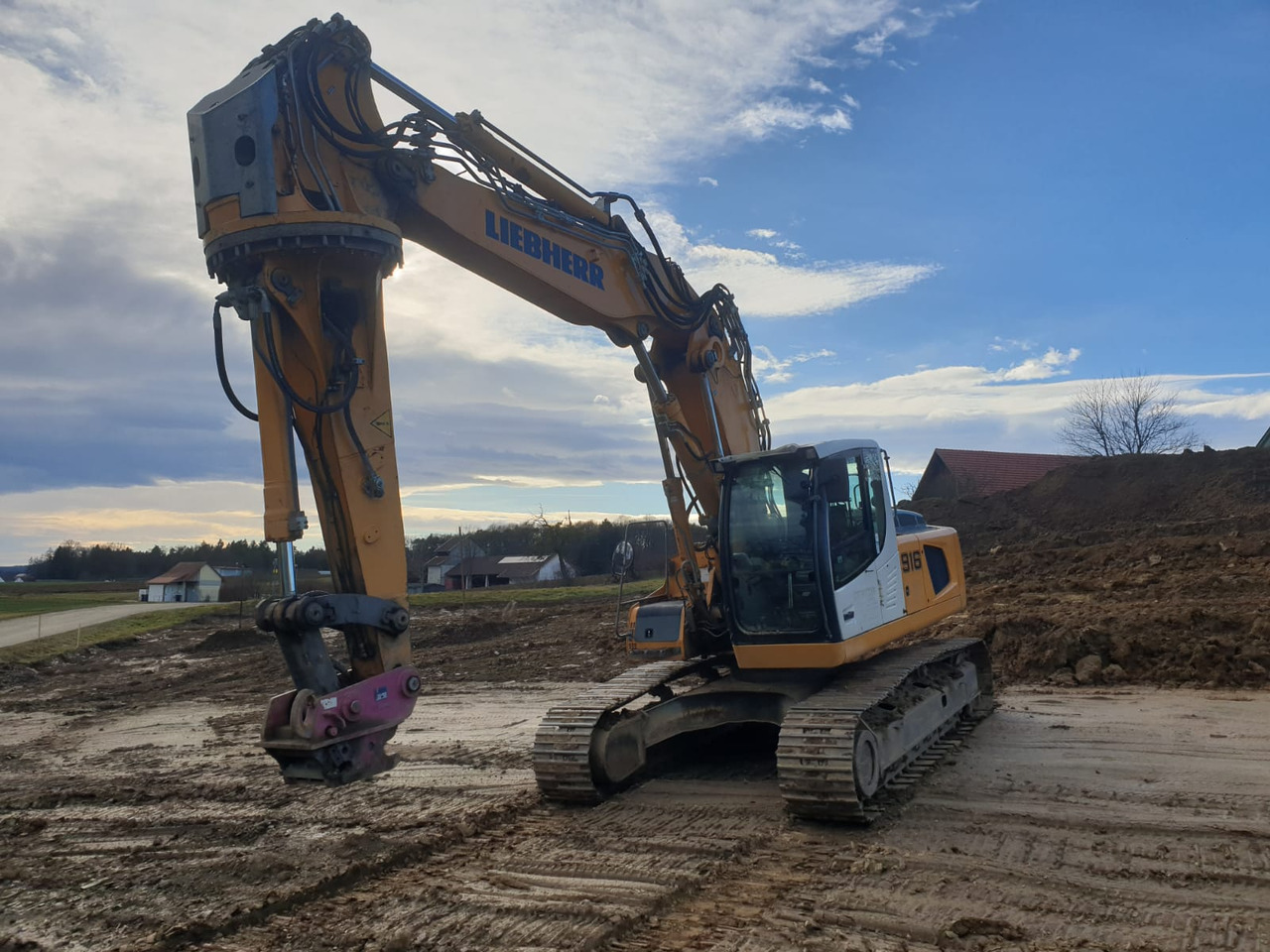 LIEBHERR R 916 LC-423 - Pelle sur chenille: photos 3 LIEBHERR R 916 LC-423 - Pelle sur chenille: photos 3