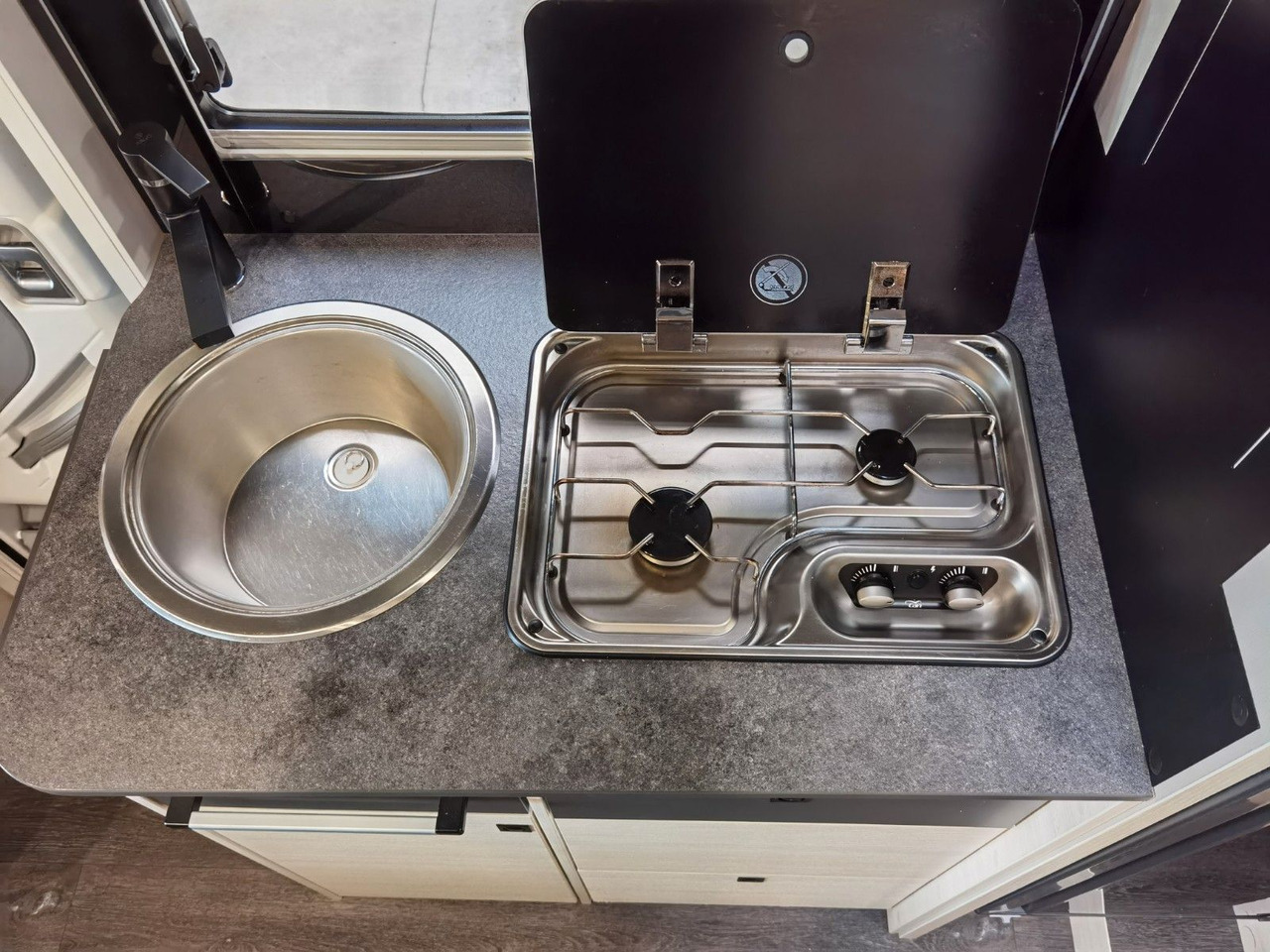 Camping-car profilé Chausson 627 GA TITANIUM -PREMIUM /EINZELBETTEN & HUBBETT: photos 17