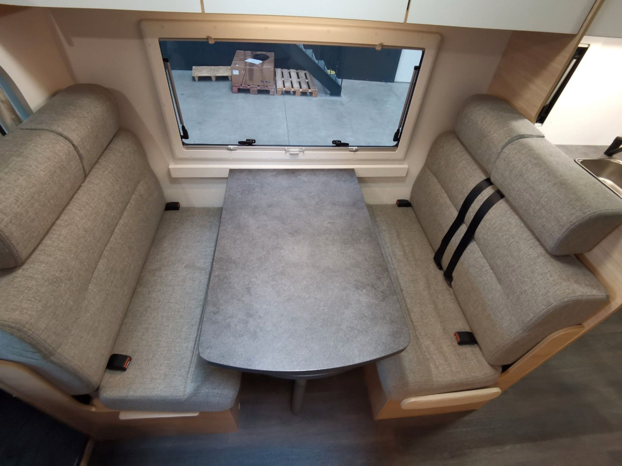 Camping-car capucine Chausson C 656 FIRST LINE /-2025- / 140PS / ETAGENBETTEN: photos 16 Camping-car capucine Chausson C 656 FIRST LINE /-2025- / 140PS / ETAGENBETTEN: photos 16