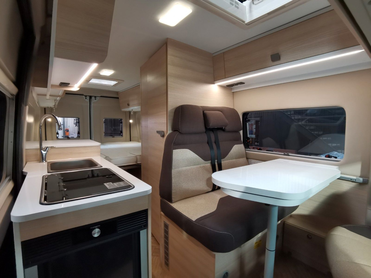 Fourgon aménagé Chausson V697 FIRST LINE / ZUBEHÖR-PAKET / EINZELBETTEN: photos 13